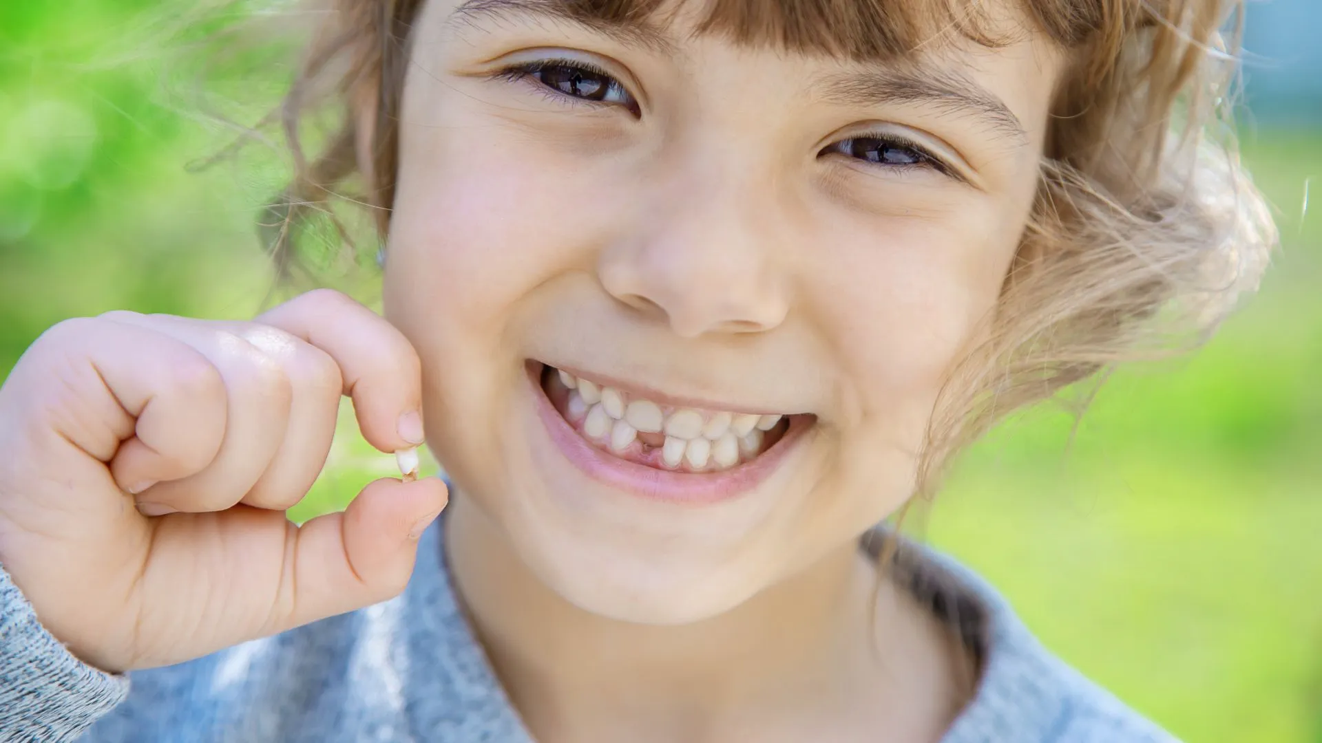 2 Issues That Can Cause Your Child to Lose Their Permanent Teeth Prematurely